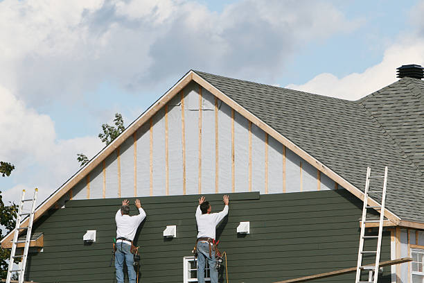 Professional Siding Replacement technician working in Bear Creek, NC